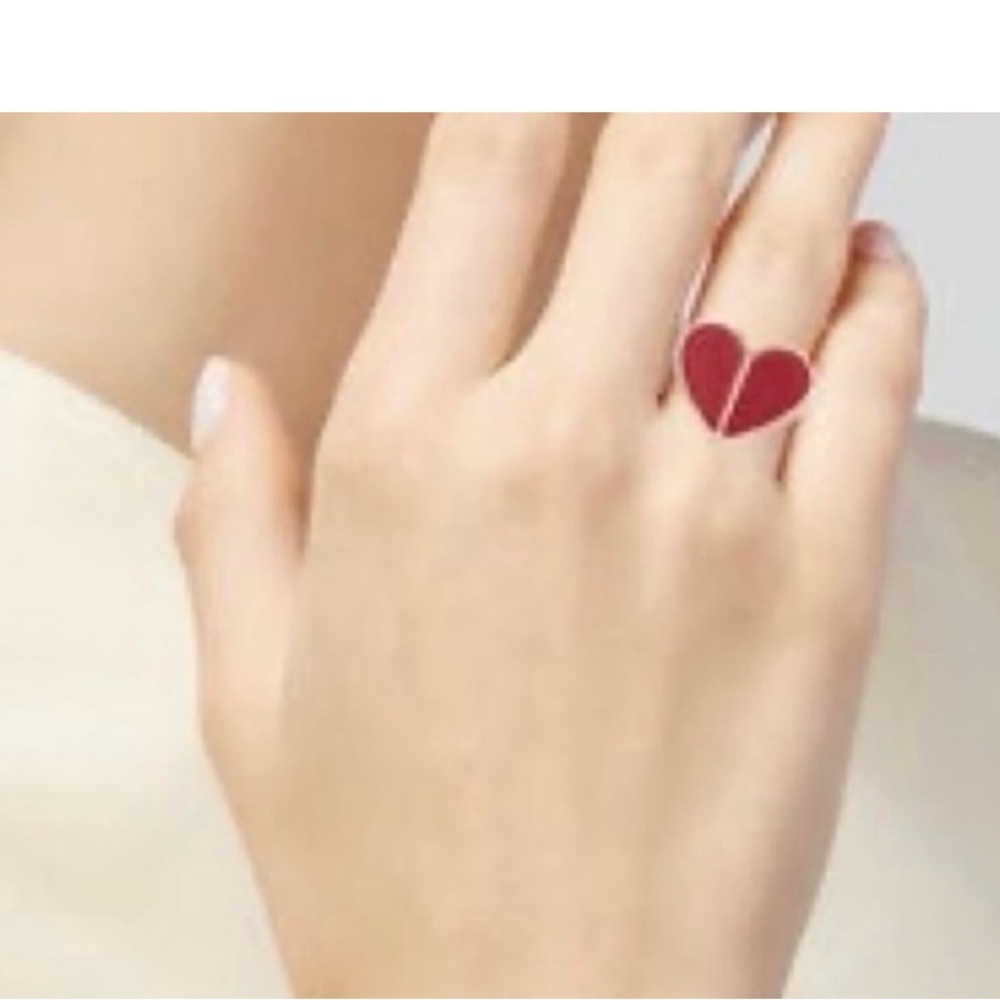♠️KATE SPADE RED ENAMEL HEART RING♠️ - Picture 2 of 5